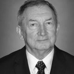 Zmarł dr Ryszard Mazur, wieloletni dyrektor Instytutu Matematyki UJK